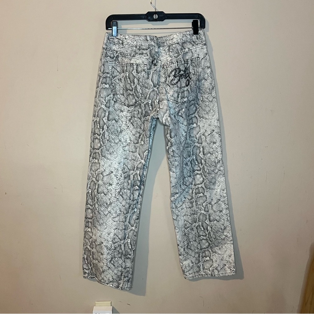 BDG Gray Snake Print Straight Leg Jeans - Picture 3 of 6